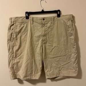 Men’s Polo Ralph Lauren relaxed fit khaki shorts